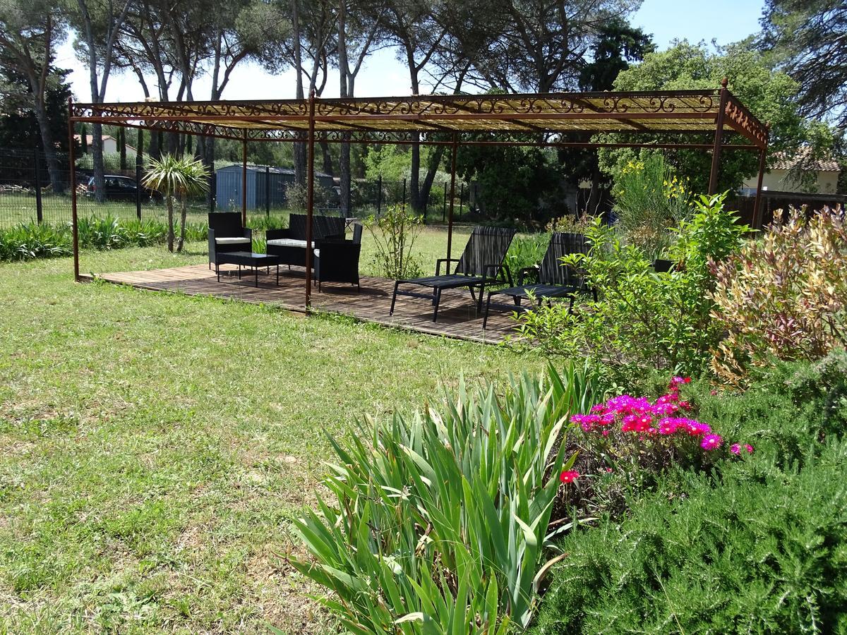 Hotel La Coudouliere Saint-Rémy-de-Provence Exteriér fotografie