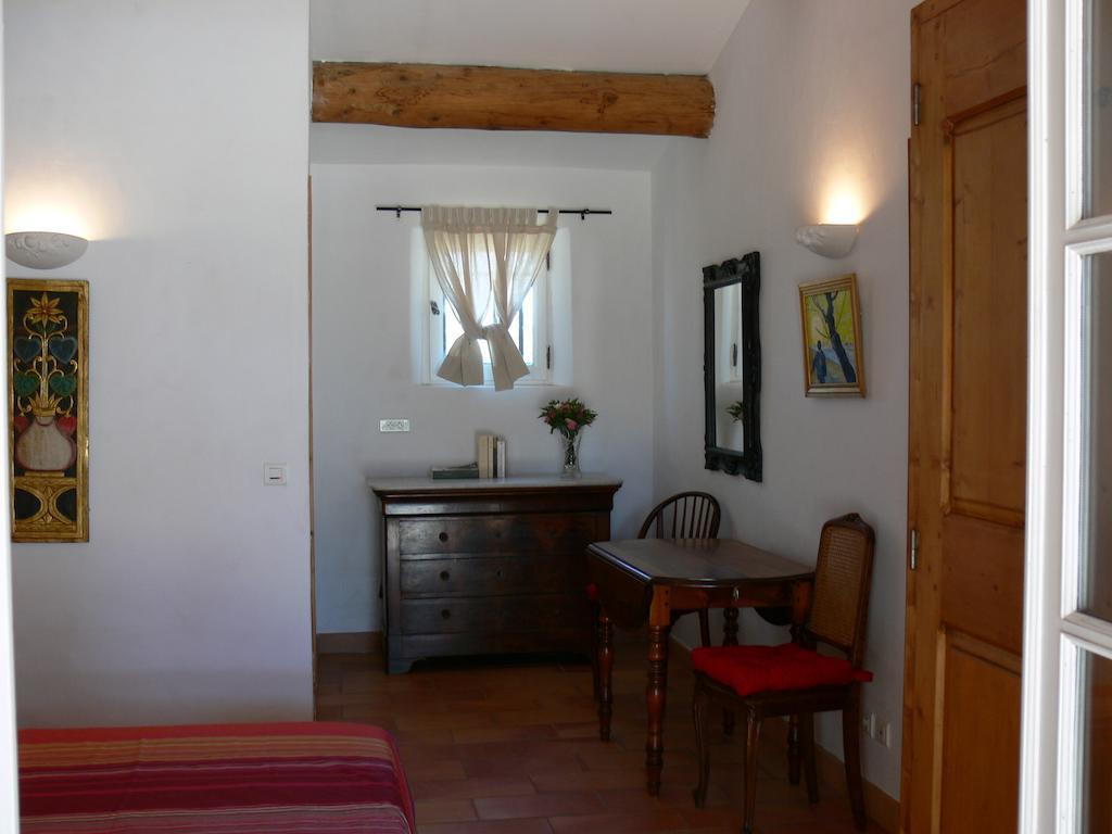 Hotel La Coudouliere Saint-Rémy-de-Provence Pokoj fotografie